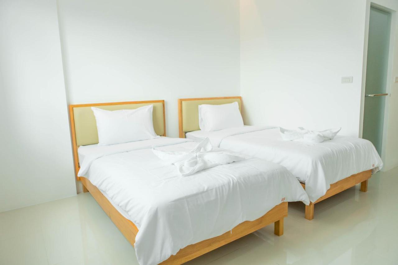 S1 Trang Hotel Kültér fotó